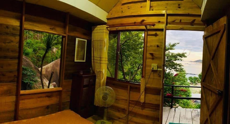 Thanh Nhi Homestay Cam Ranh Exterior foto