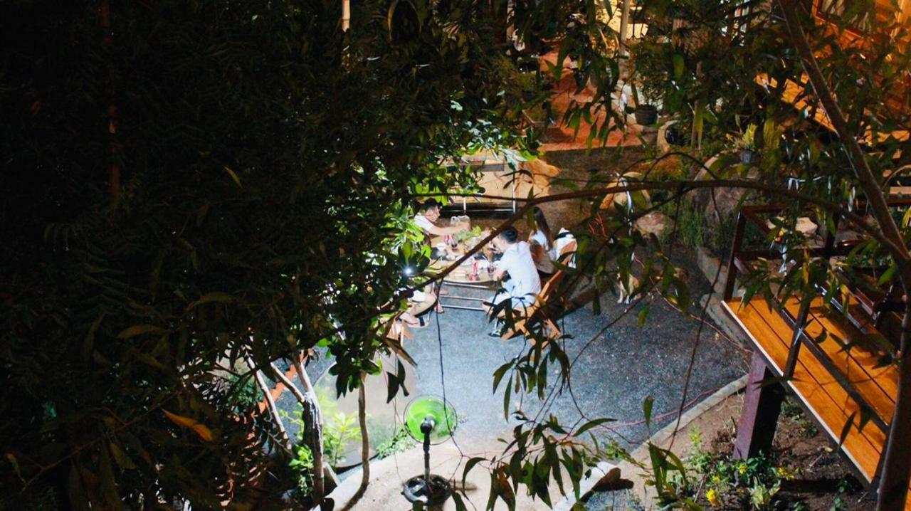Thanh Nhi Homestay Cam Ranh Exterior foto